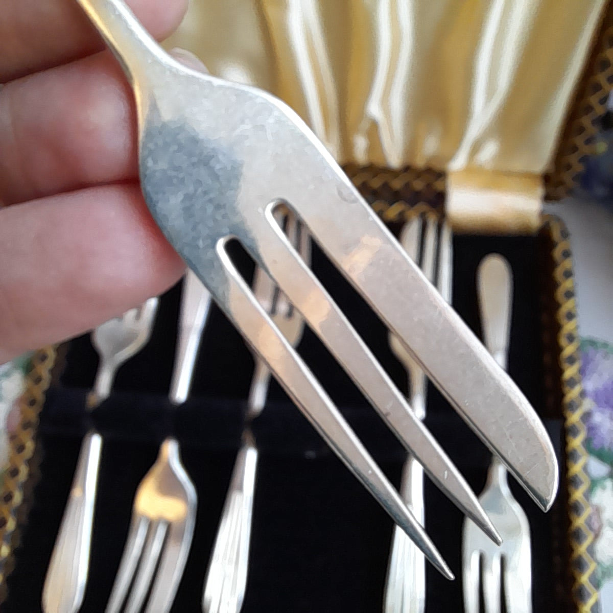 Vintage Set of 6 Silver Plate Cake Forks in Original Box & Label