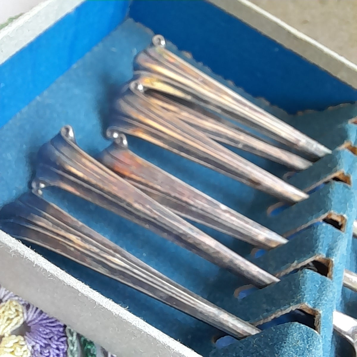 Darling Set of 6 Victorian Scroll Silver Teaspoons in Original GOOD LUCK Box