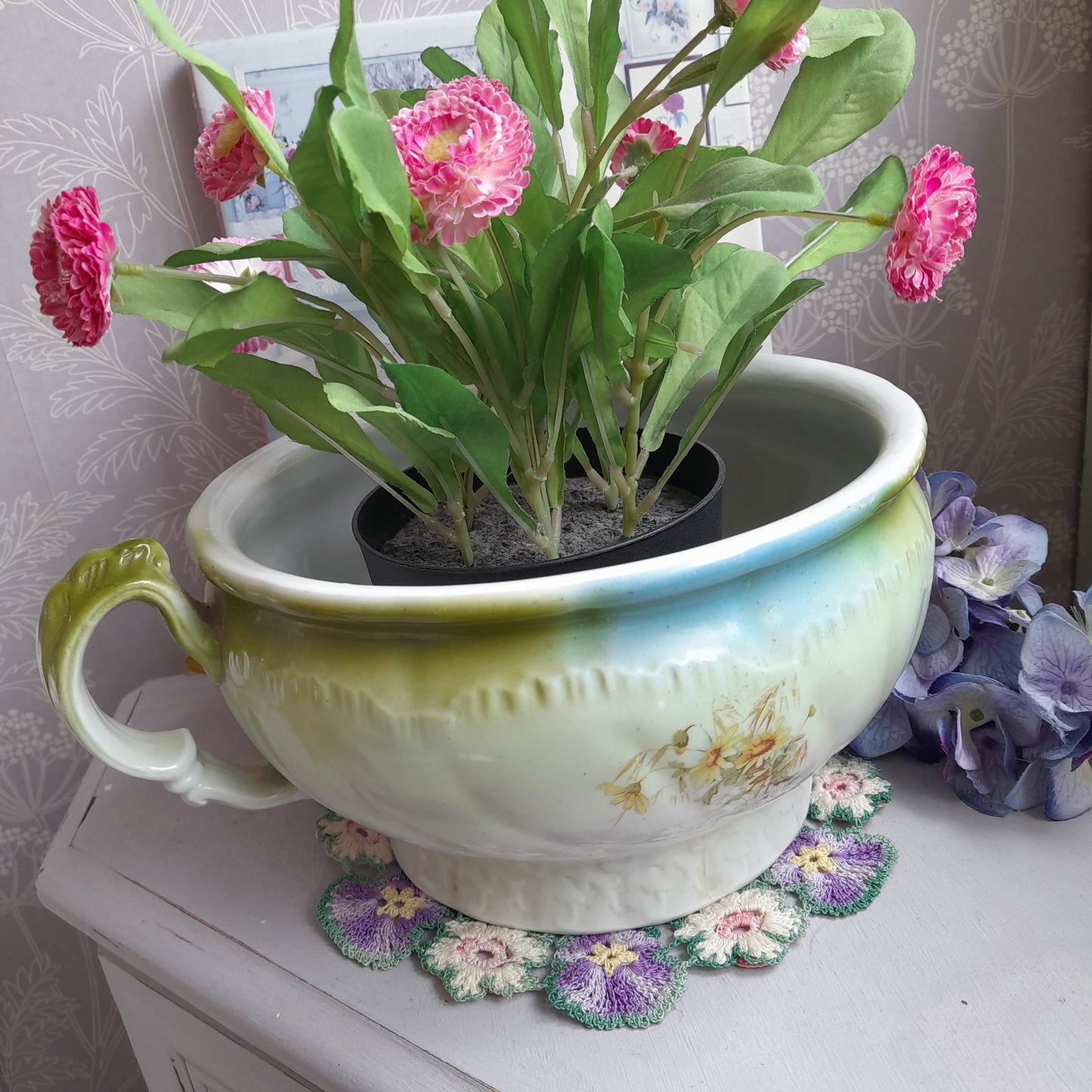 Victorian Duck Egg Blue & Green Floral Chamber Pot With Yellow Daisies To Front