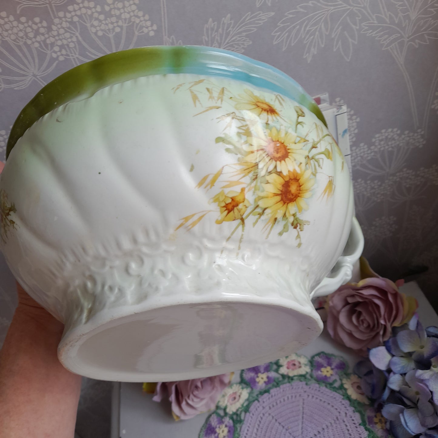 Victorian Duck Egg Blue & Green Floral Chamber Pot With Yellow Daisies To Front