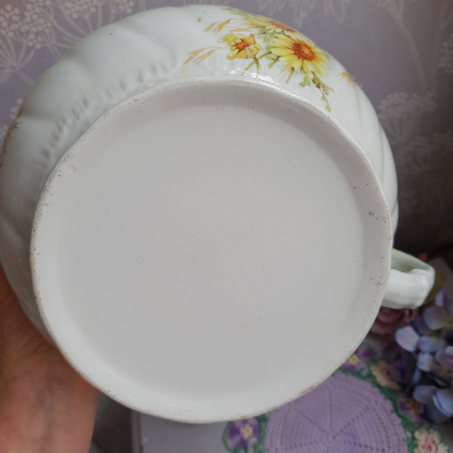 Victorian Duck Egg Blue & Green Floral Chamber Pot With Yellow Daisies To Front