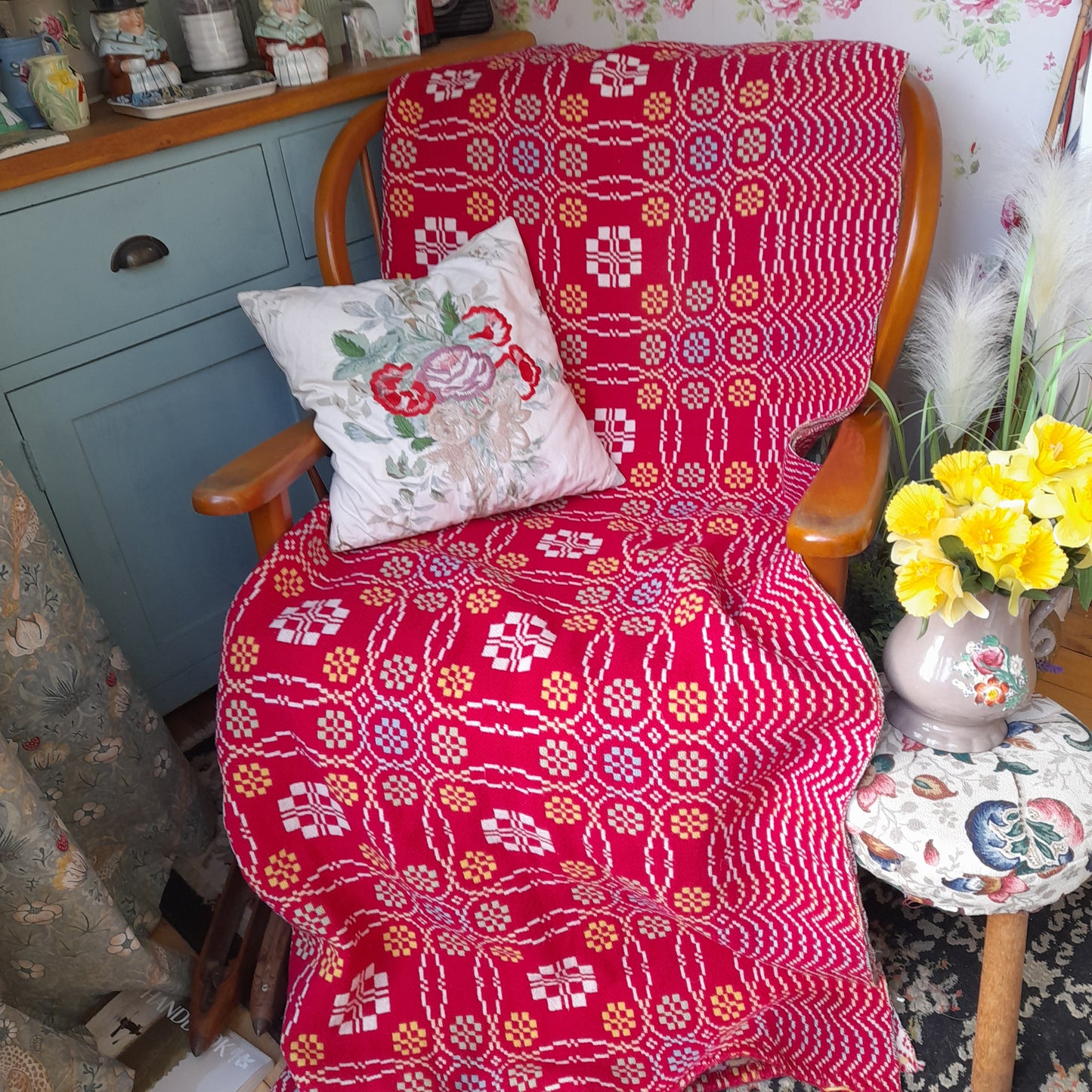 Welsh Blanket in Raspberry Pink, Aqua & Lemon in Peony Design