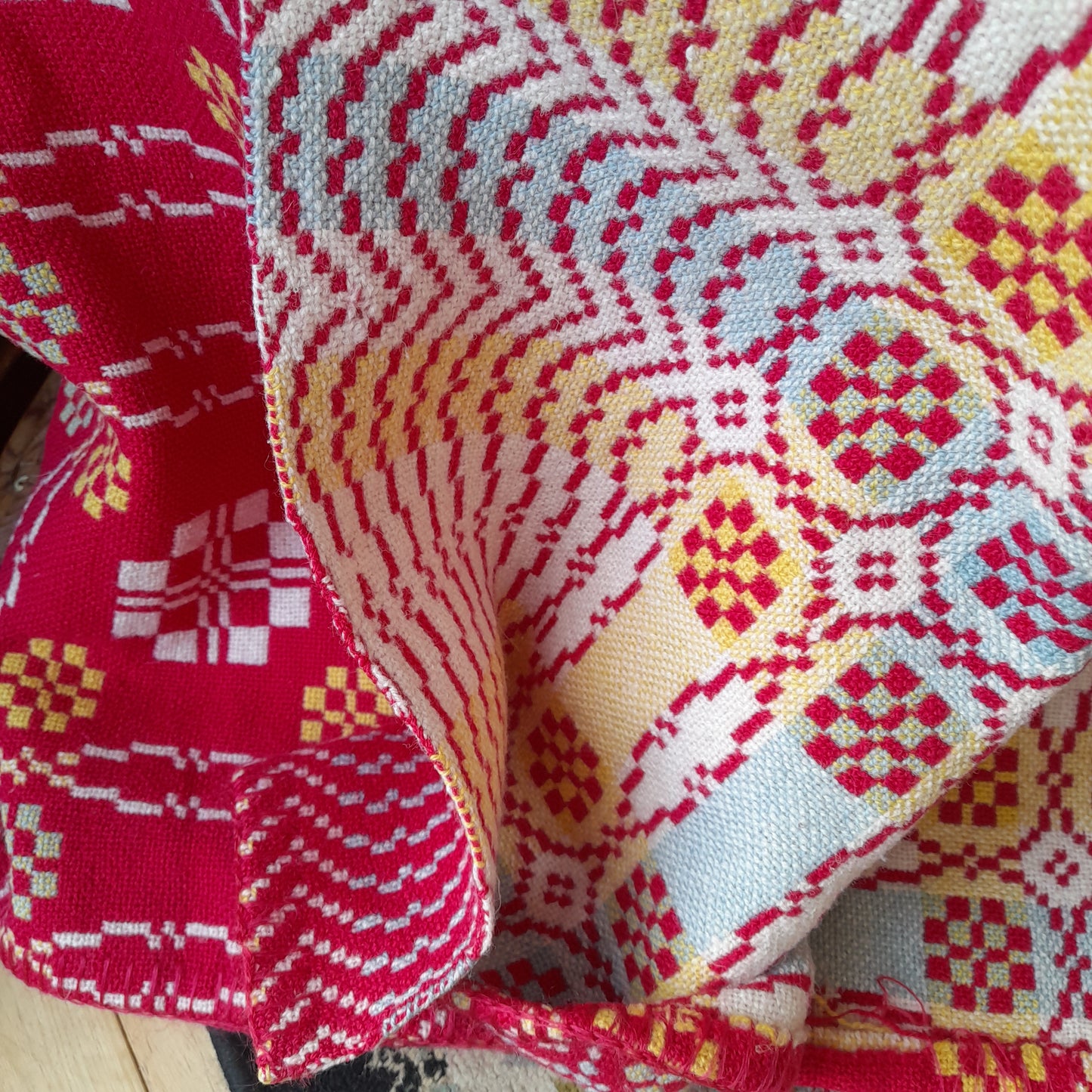 Welsh Blanket in Raspberry Pink, Aqua & Lemon in Peony Design