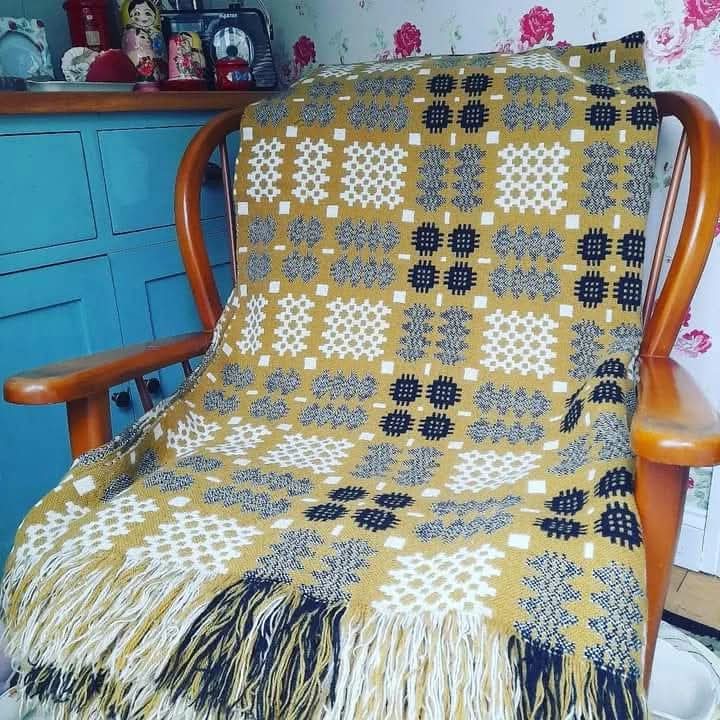 Vintage welsh tapestry blanket mustard