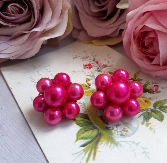 Bright pink vintage knot clip on earrings 