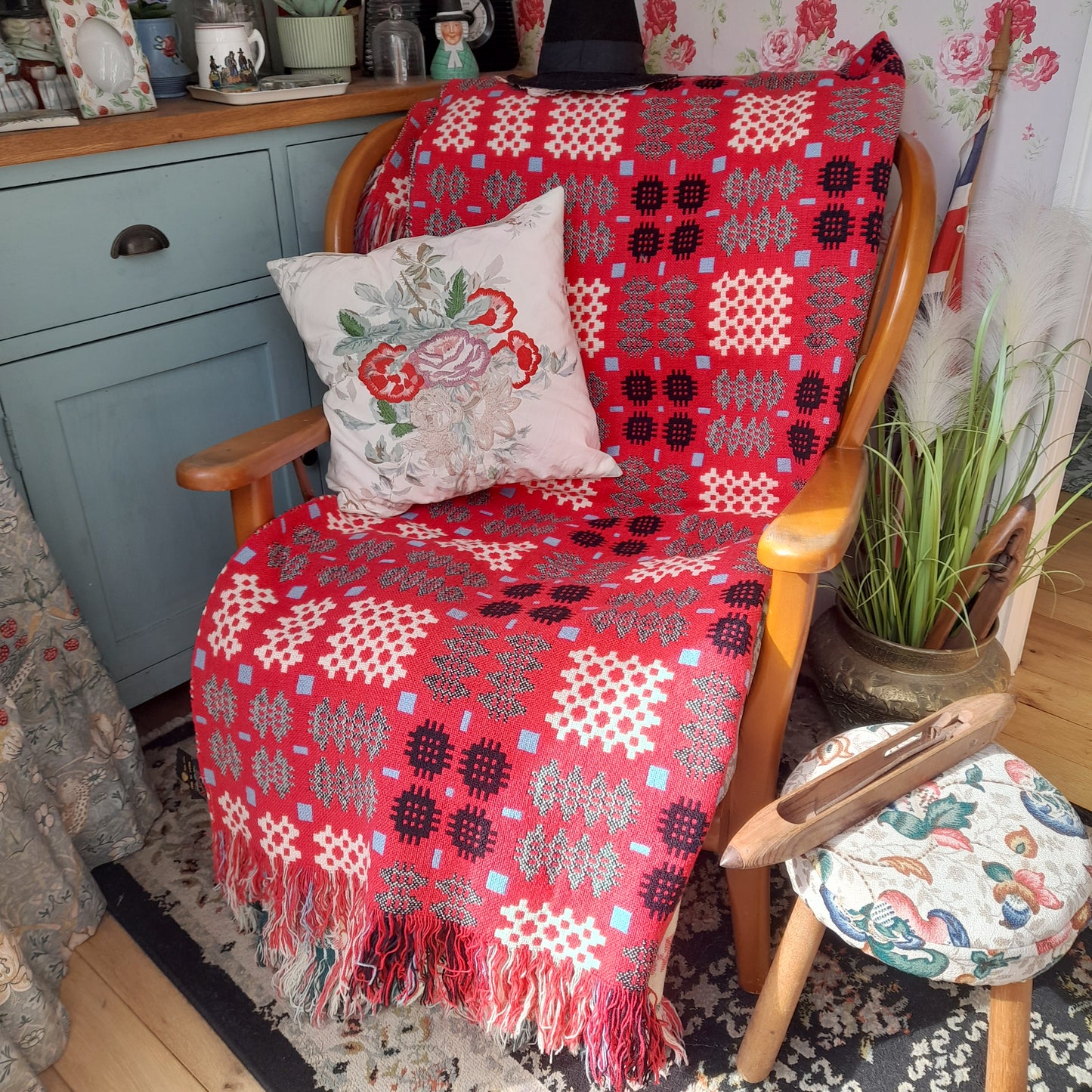 Vintage Welsh Tapestry Blanket in Bright Pink Black White & a Pop of Blue