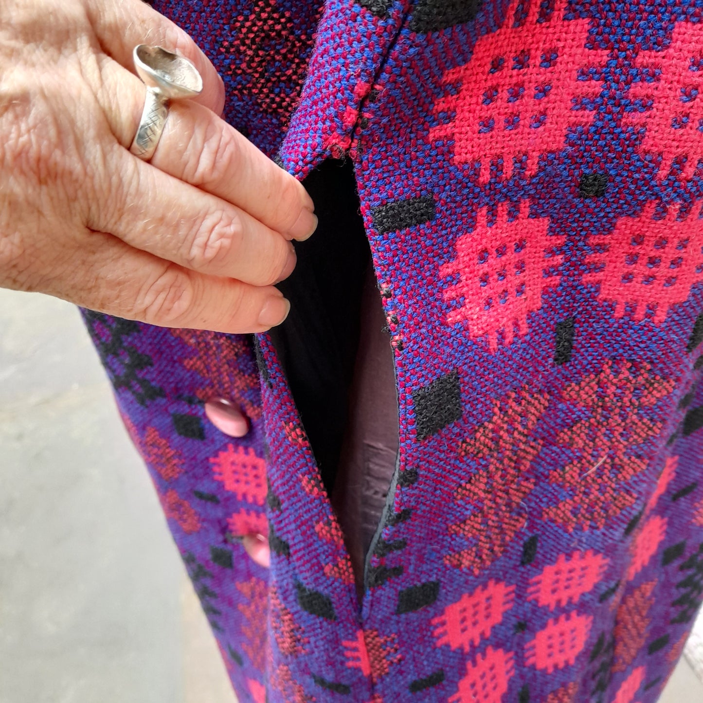 Vintage Welsh Tapestry Cape Full Length in Purple Pink Portcullis
