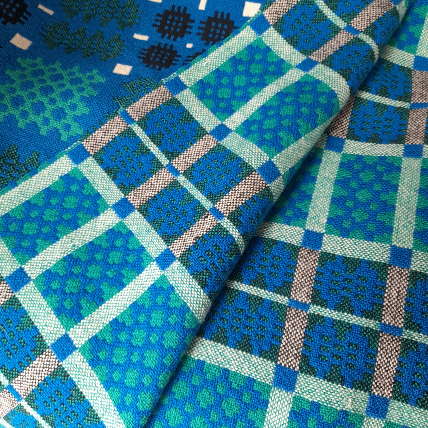 Vintage Welsh Tapestry Blanket in Cobalt Blue Green White & Black