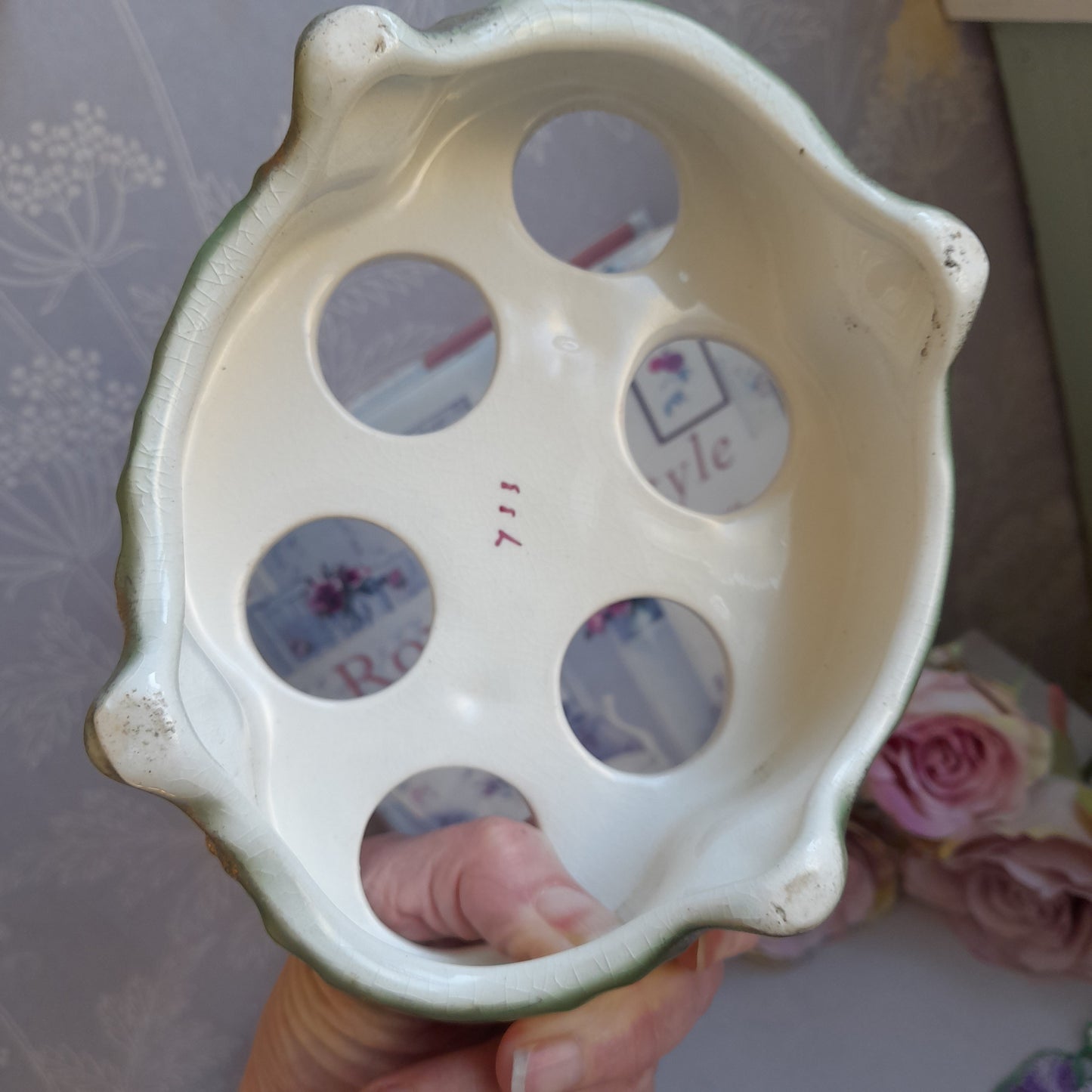 Antique Floral Egg Holder in Green & Gold