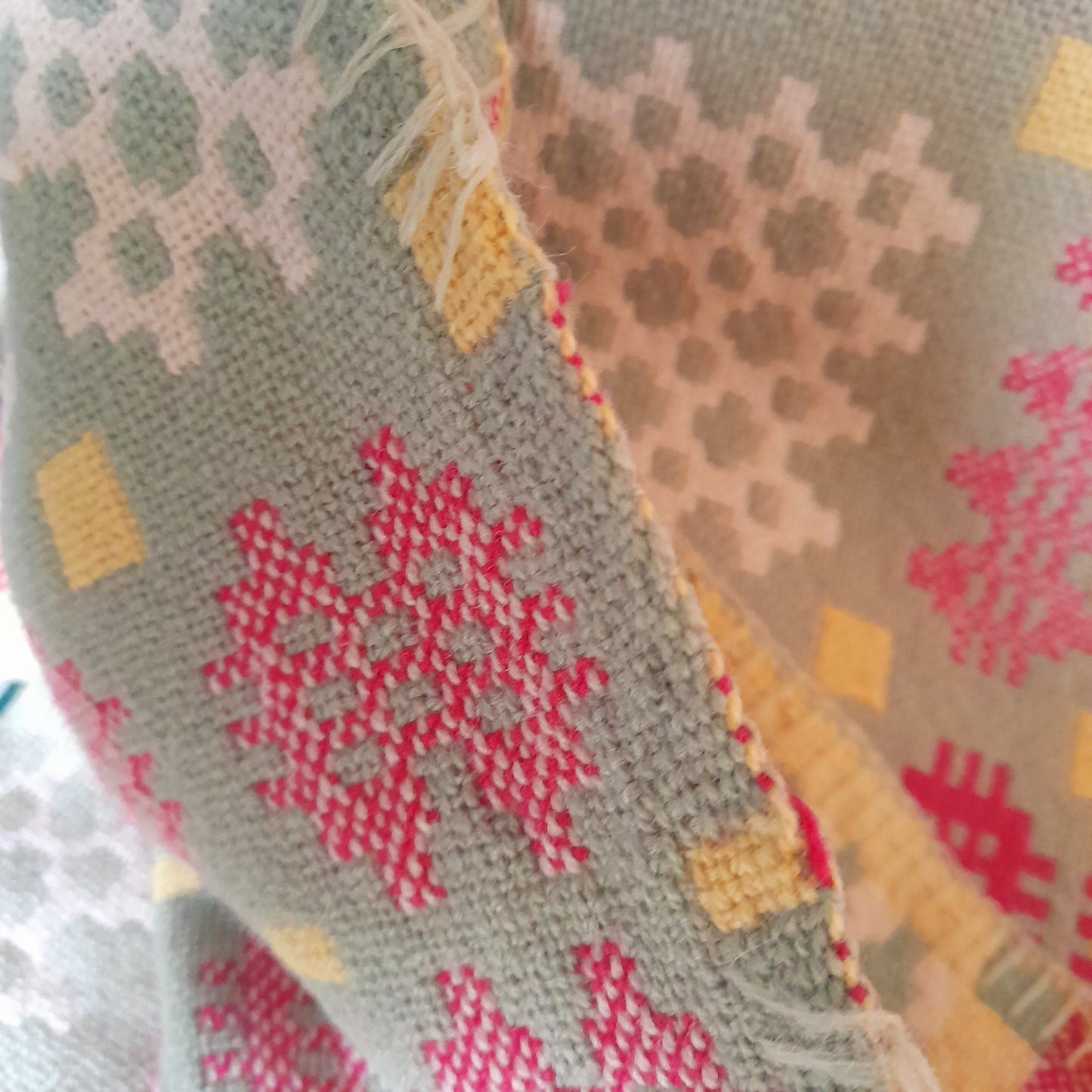 Vintage Welsh Tapestry Blanket in Sage Green, Raspberry Pink, Yellow & White King Size