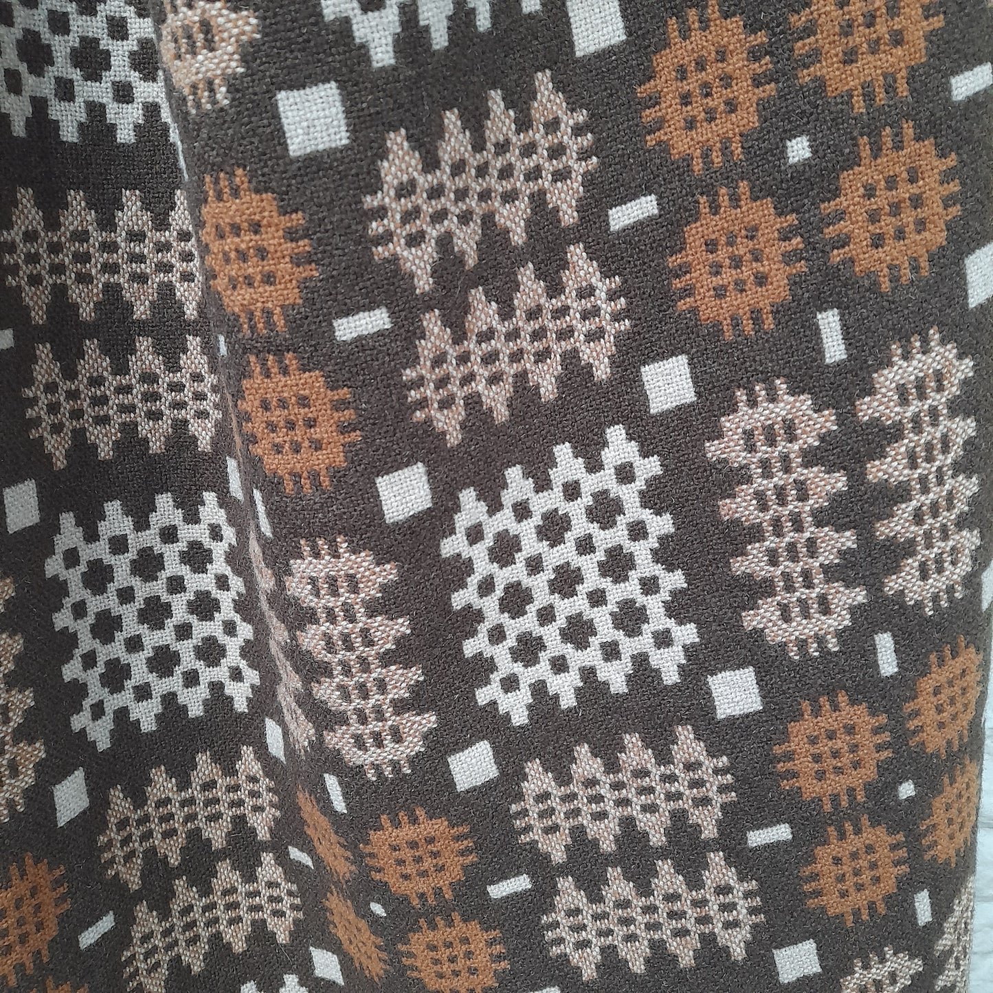 Vintage Welsh Tapestry Blanket in Chocolate Browns & Creams King Size