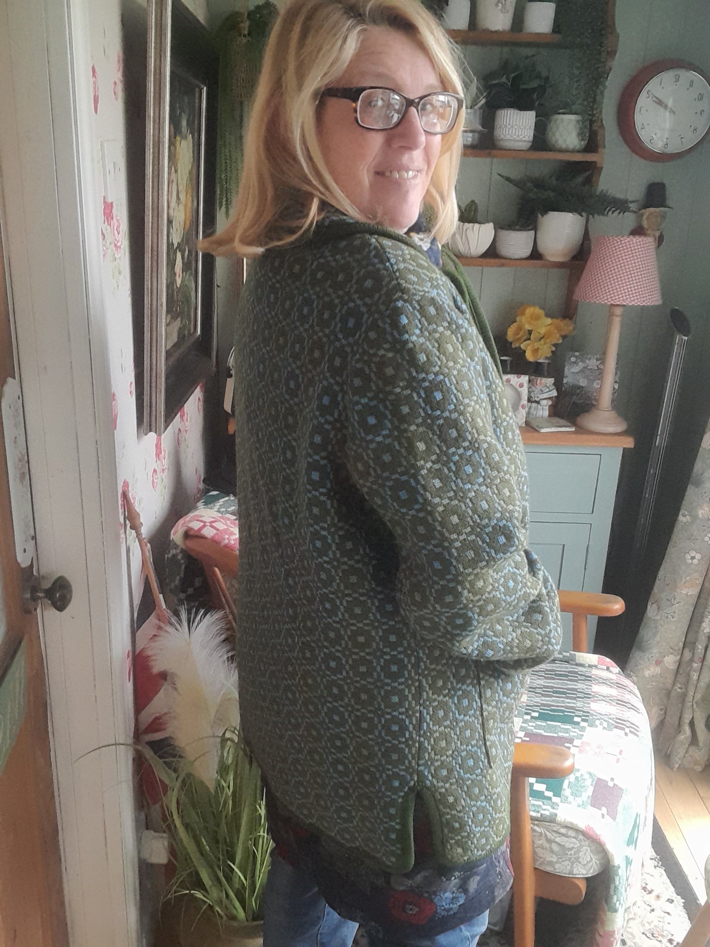 Vintage Welsh Tapestry Coat in Teal Green Size Large 18 to 22