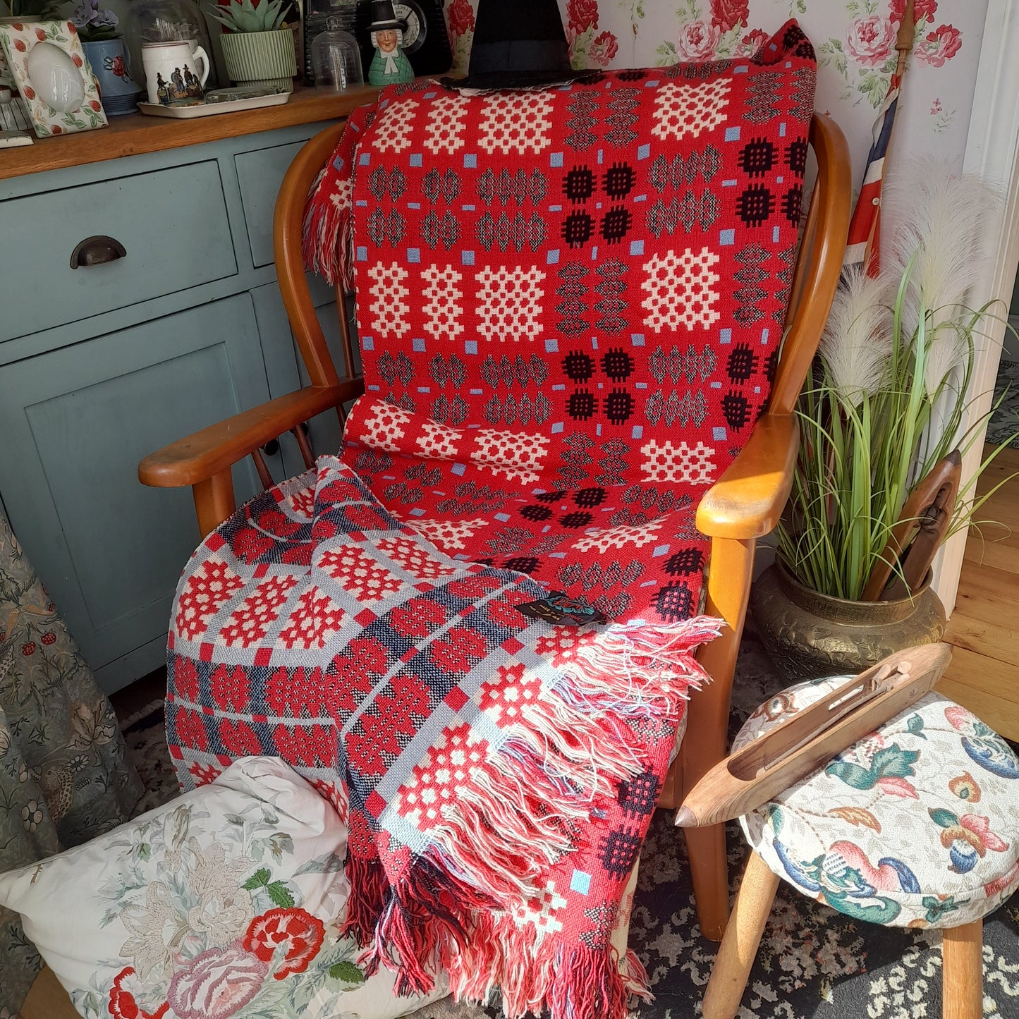 Vintage Welsh Tapestry Blanket in Bright Pink Black White & a Pop of Blue