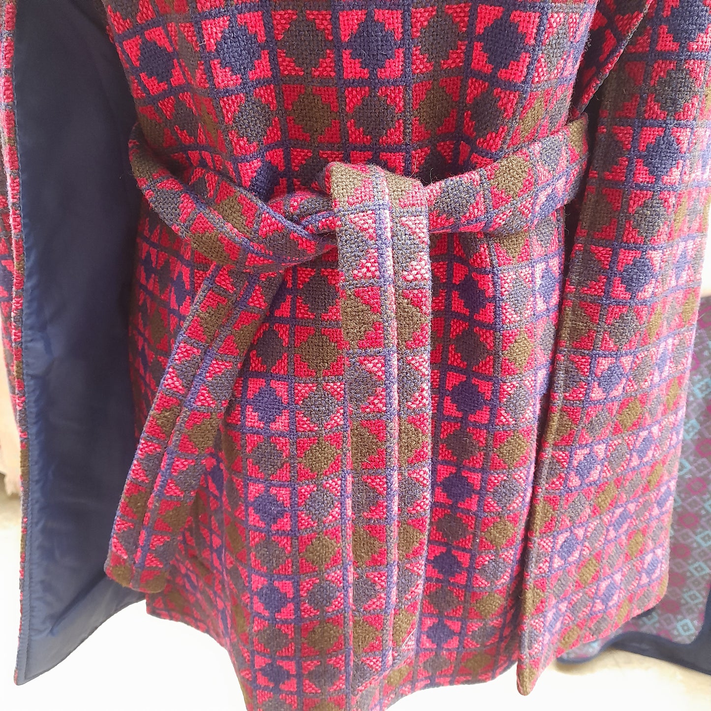 Vintage Welsh Wool Tapestry Belted Cape in Pink Navy Blue & Olive Green