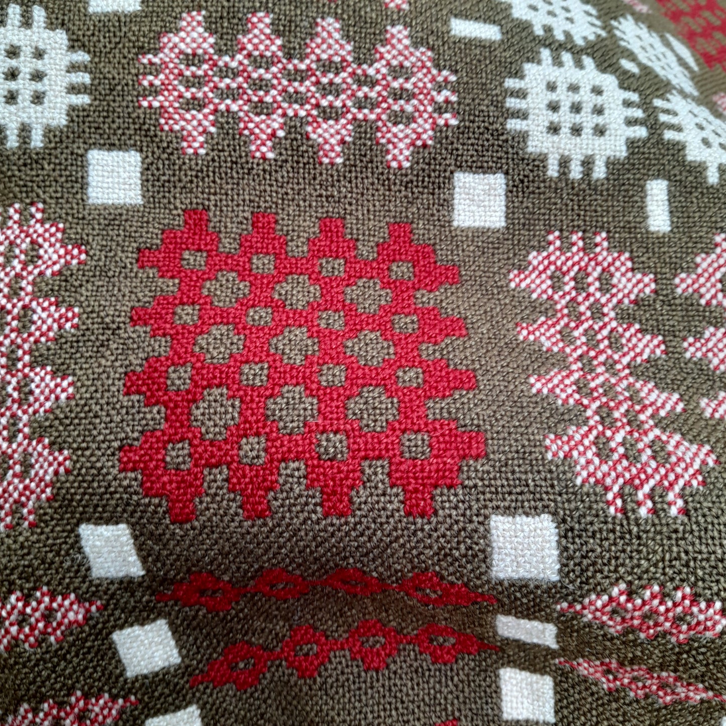 Antique Handmade Welsh Tapestry Blanket in Chocolate Brown Deep Red & Cream