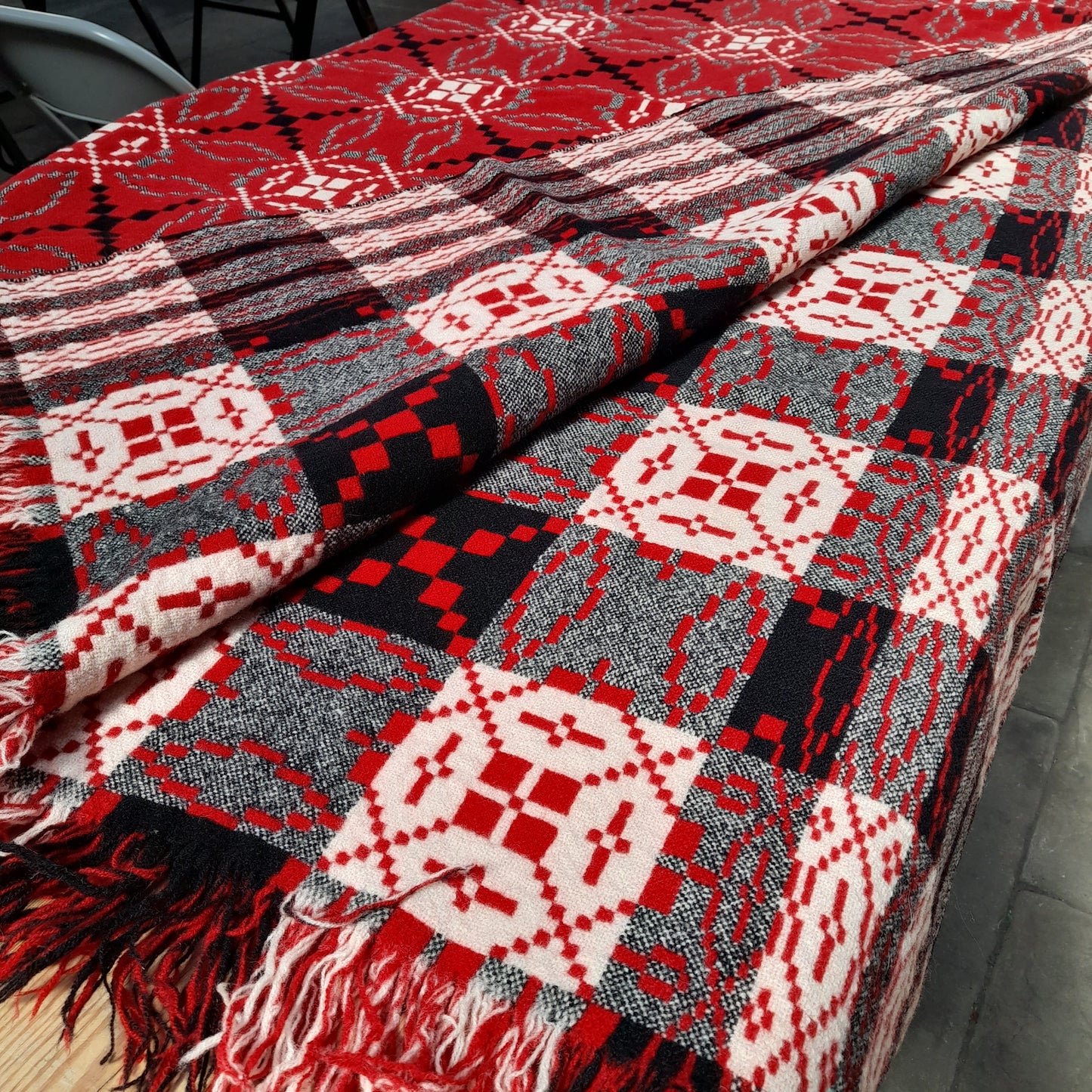Vintage Welsh Tapestry Blanket in Red, Black & White King Size