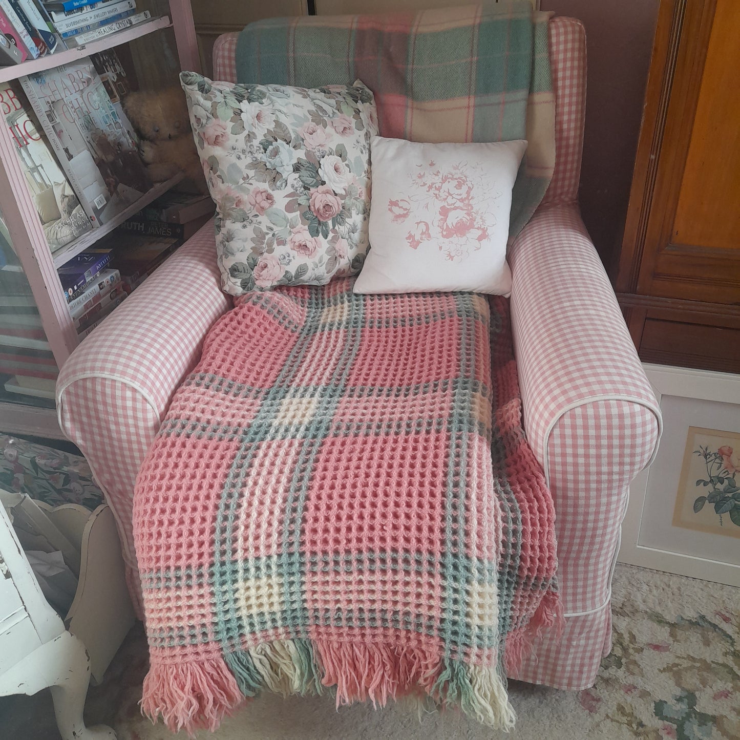 Vintage Welsh Wool Waffle Honeycomb Blanket in Pastel Pink Green & Cream Check