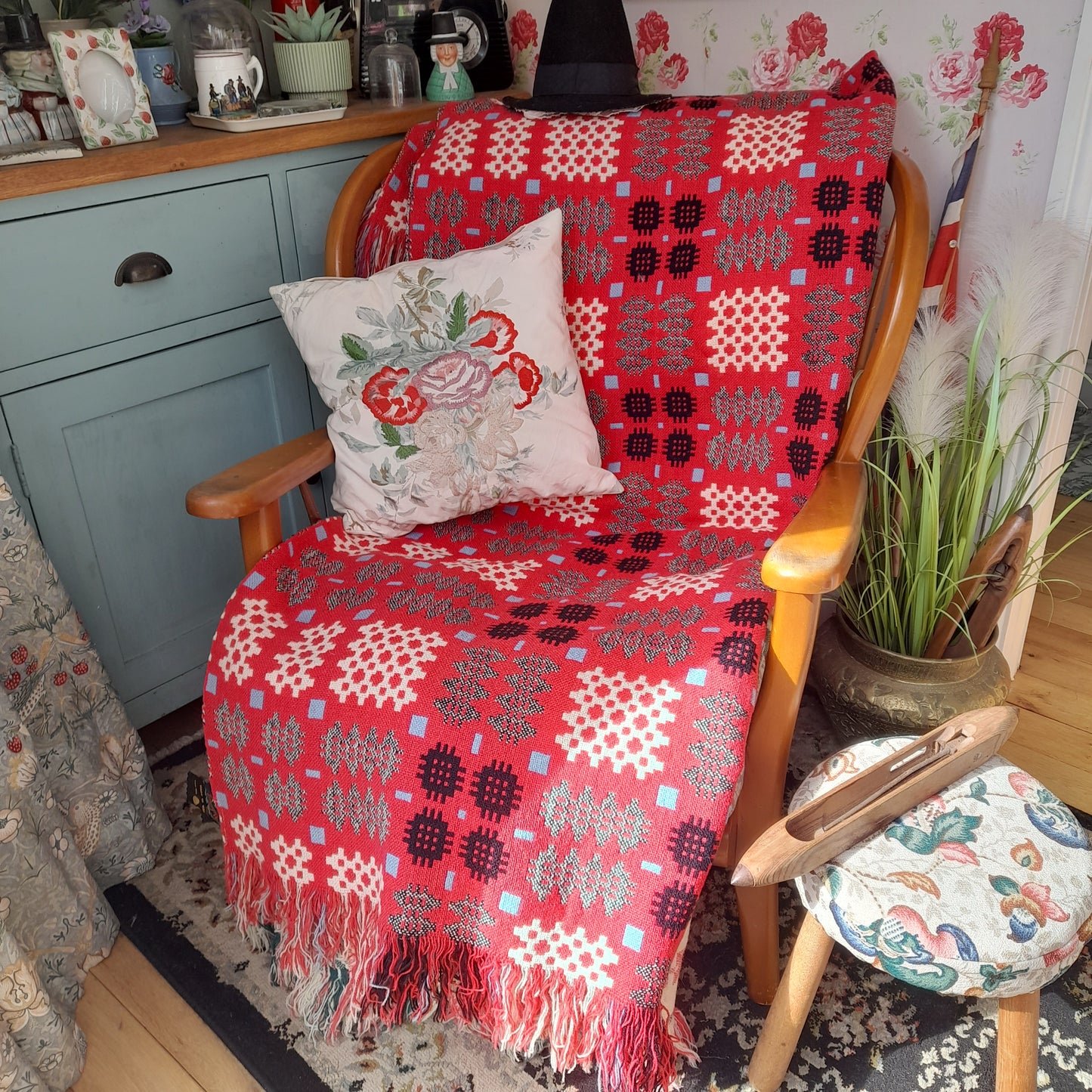 Vintage Welsh Tapestry Blanket in Bright Pink Black White & a Pop of Blue