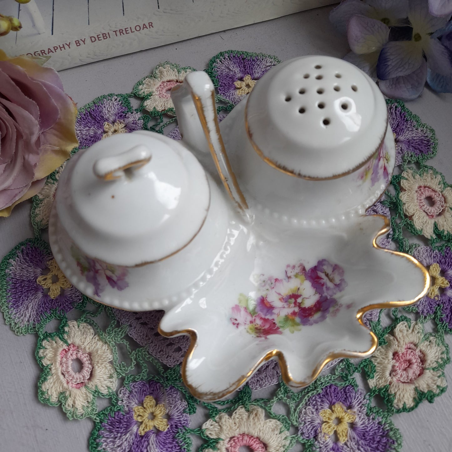 Darling Porcelain Cruet Set With Handle Salt Pepper Mustard Holder With Floral & Gold Detail