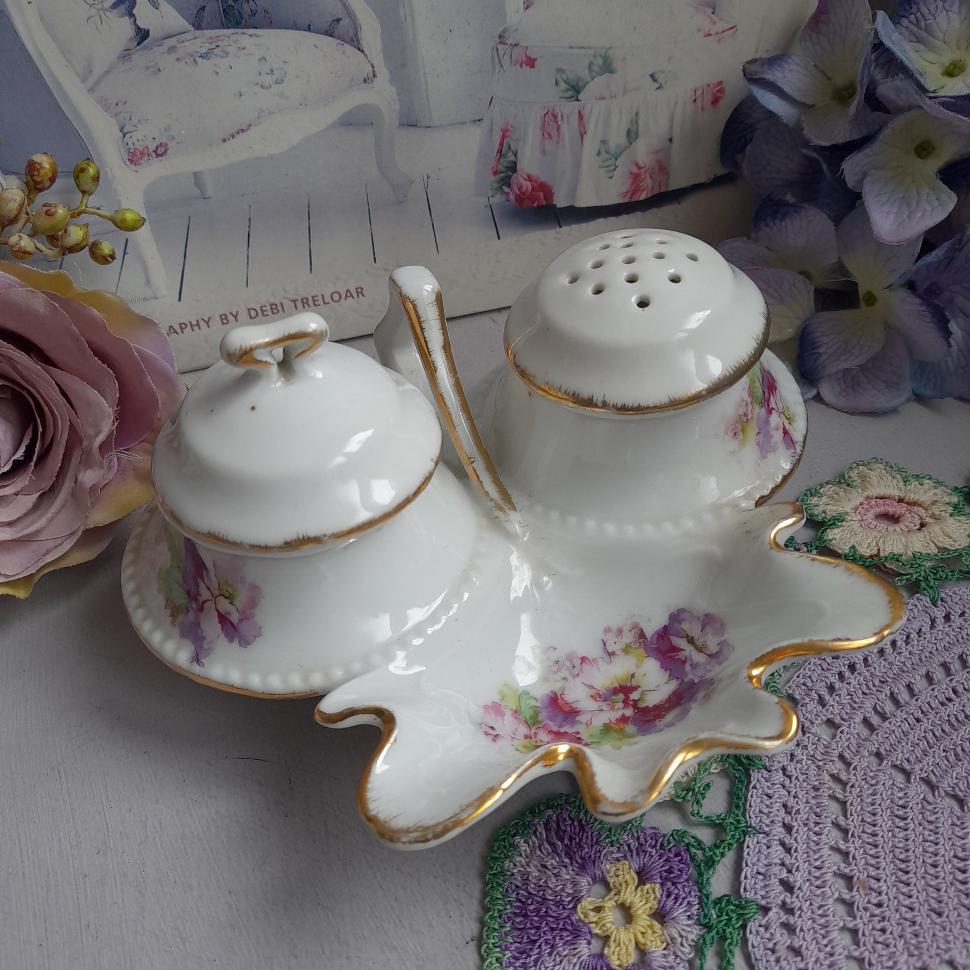 Darling Porcelain Cruet Set With Handle Salt Pepper Mustard Holder With Floral & Gold Detail