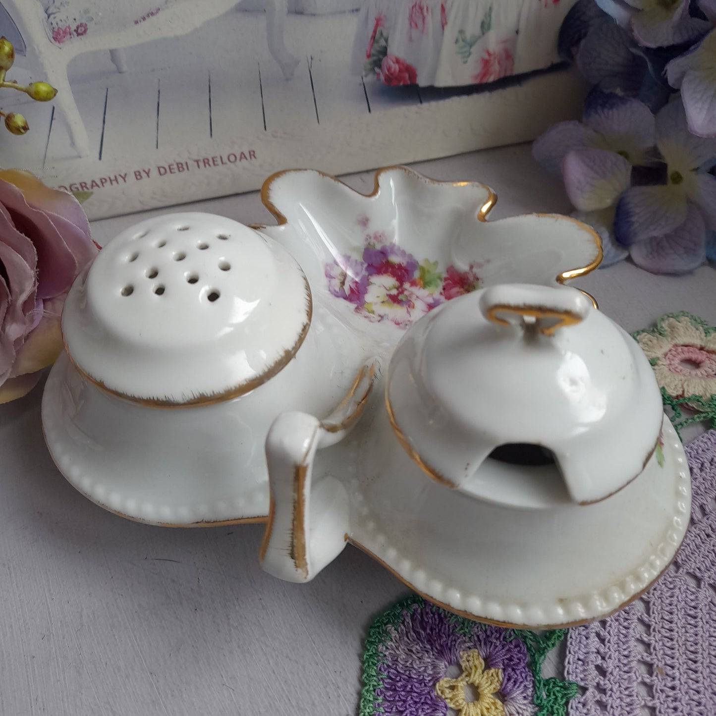 Darling Porcelain Cruet Set With Handle Salt Pepper Mustard Holder With Floral & Gold Detail