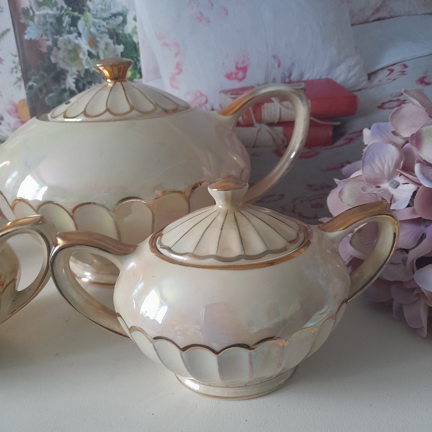 Art Deco SADLER Teapot Creamer & Sugar Bowl Teaset in Cream Lustre With Gold #2357