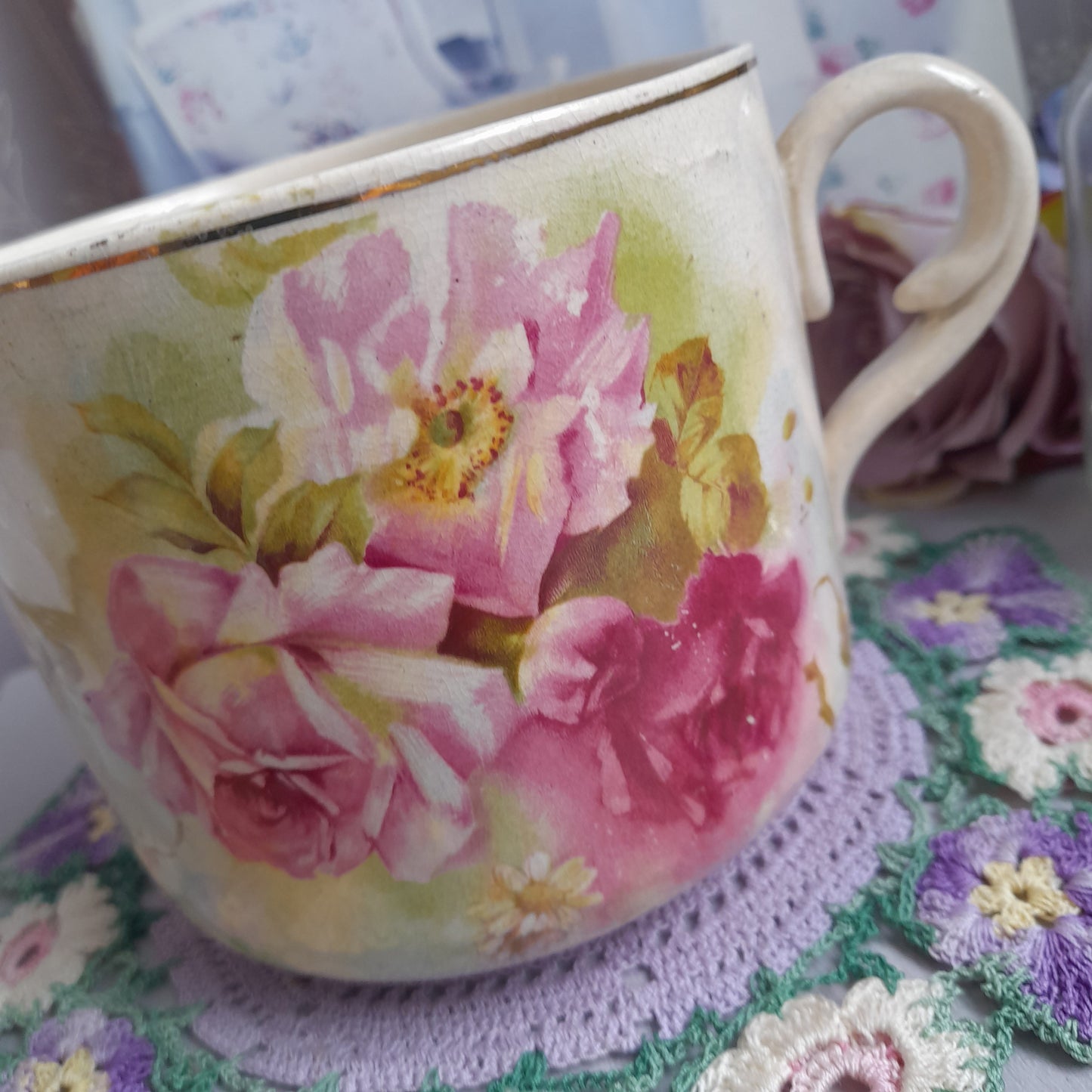 Darling Antique Victorian Floral Large Oversize Mug With Pink Flowers & Gold Detail