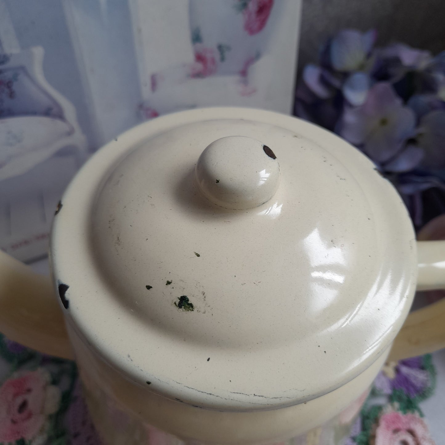 Cream Vintage Enamel Teapot