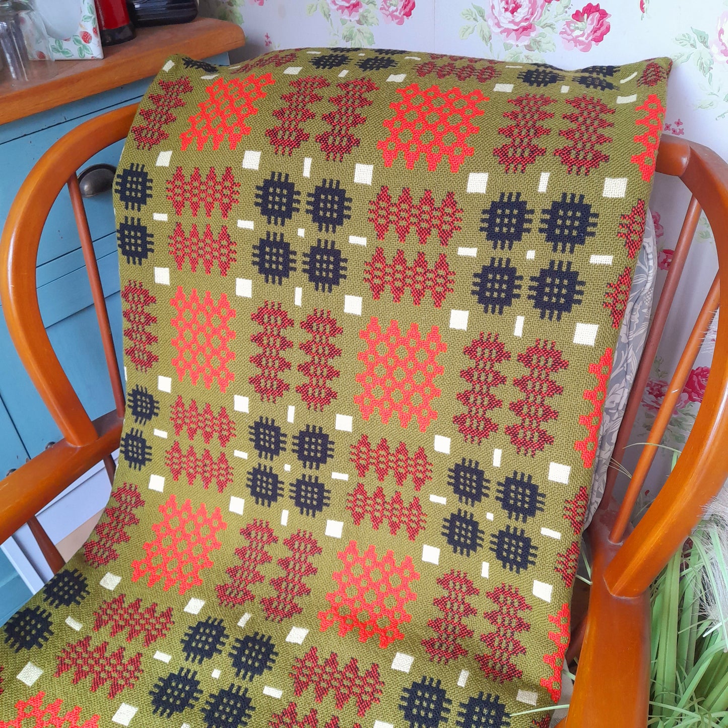 Vintage Welsh Wool Tapestry Blanket in Olive Green & Burnt Orange