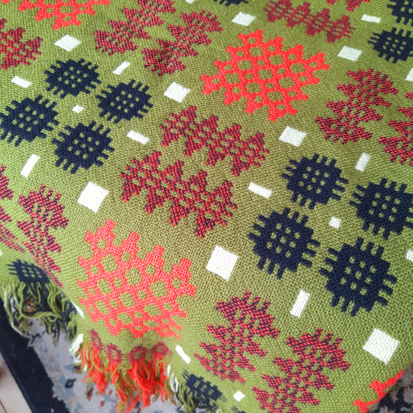 Vintage Welsh Wool Tapestry Blanket in Olive Green & Burnt Orange