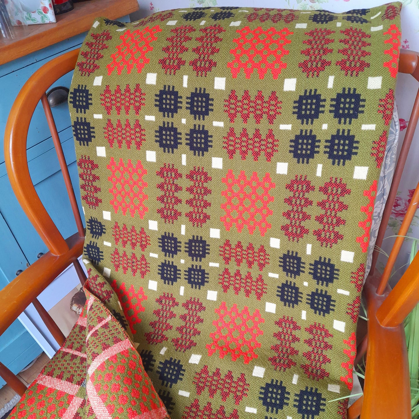 Vintage Welsh Wool Tapestry Blanket in Olive Green & Burnt Orange