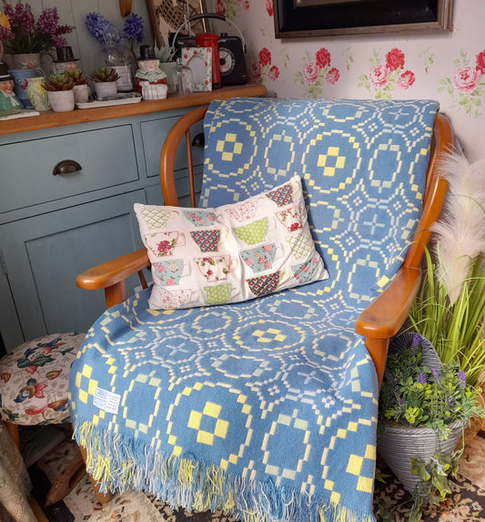 Vintage Welsh Tapestry Blanket in Sky Blue & Daffodil Yellow by Trefriw Woollen Mill