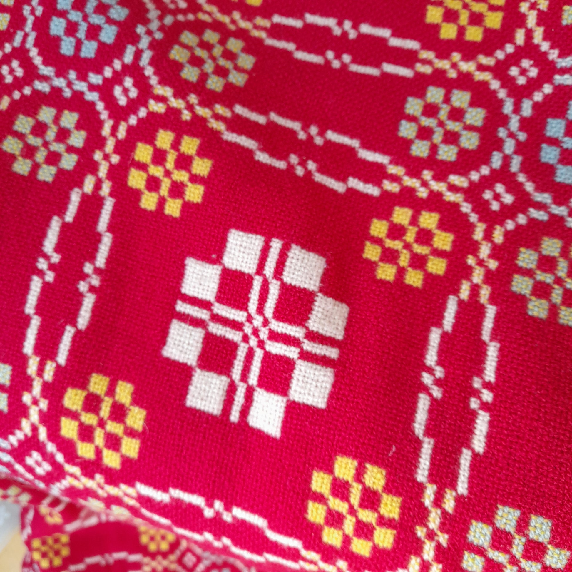 Welsh Blanket in Raspberry Pink, Aqua & Lemon in Peony Design