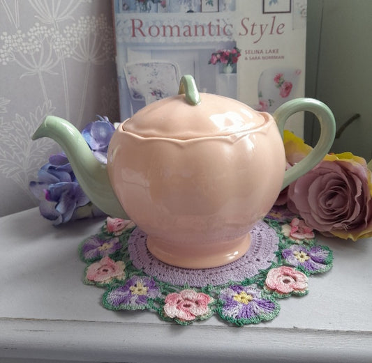 Art deco Grindley peach petal teapot