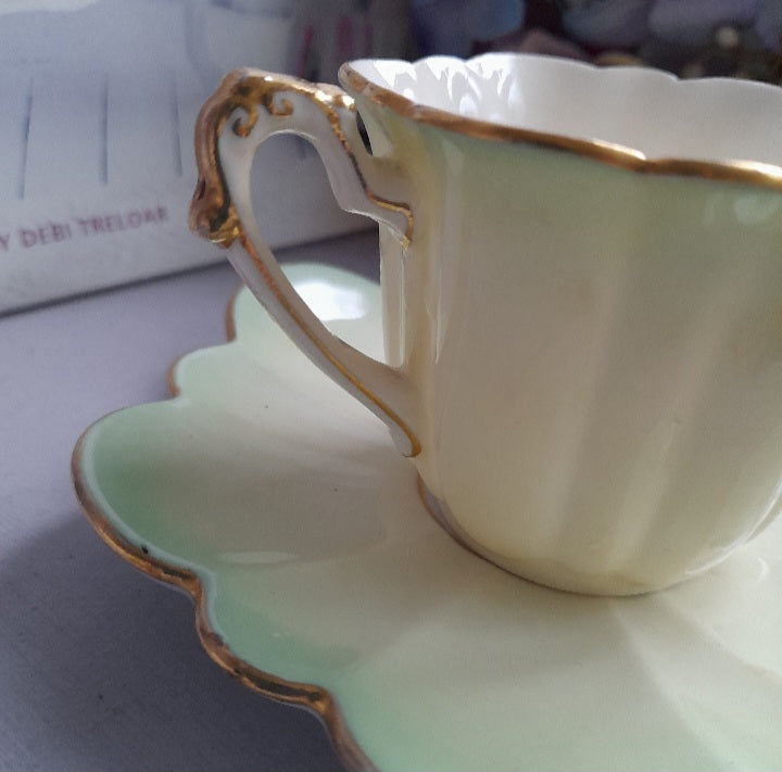 RARE Foley Wileman Pre Shelley Tea Cup & Saucer in Pale Green Petal Design 208329