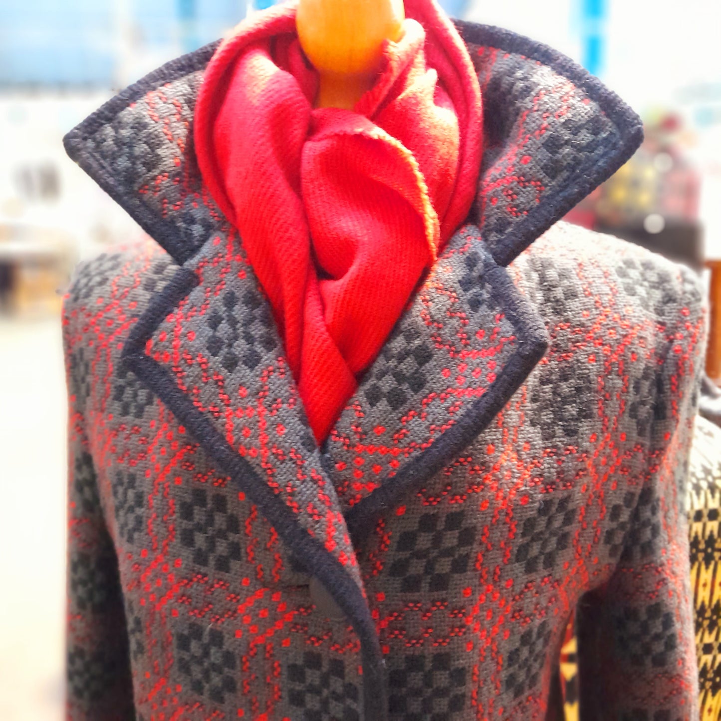 Vintage Welsh Tapestry Coat in Charcoal Grey, Red & Black Size 16