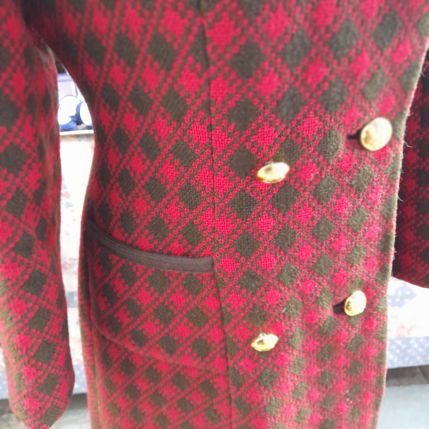 Vintage Welsh Tapestry Tailored/Fitted Coat in Red & Green 1970s