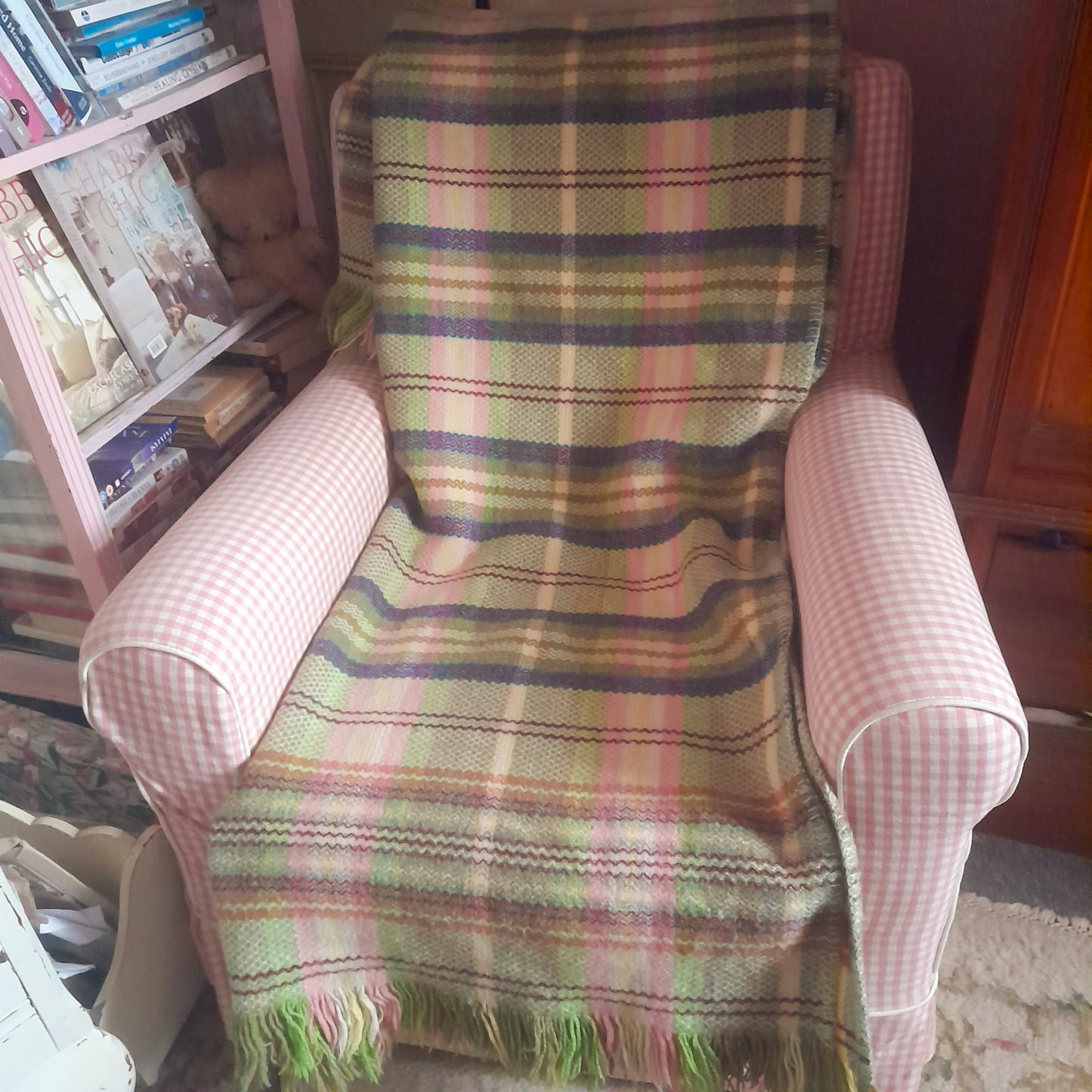 Vintage Cwmgwili Welsh Blanket in Pretty Pastels