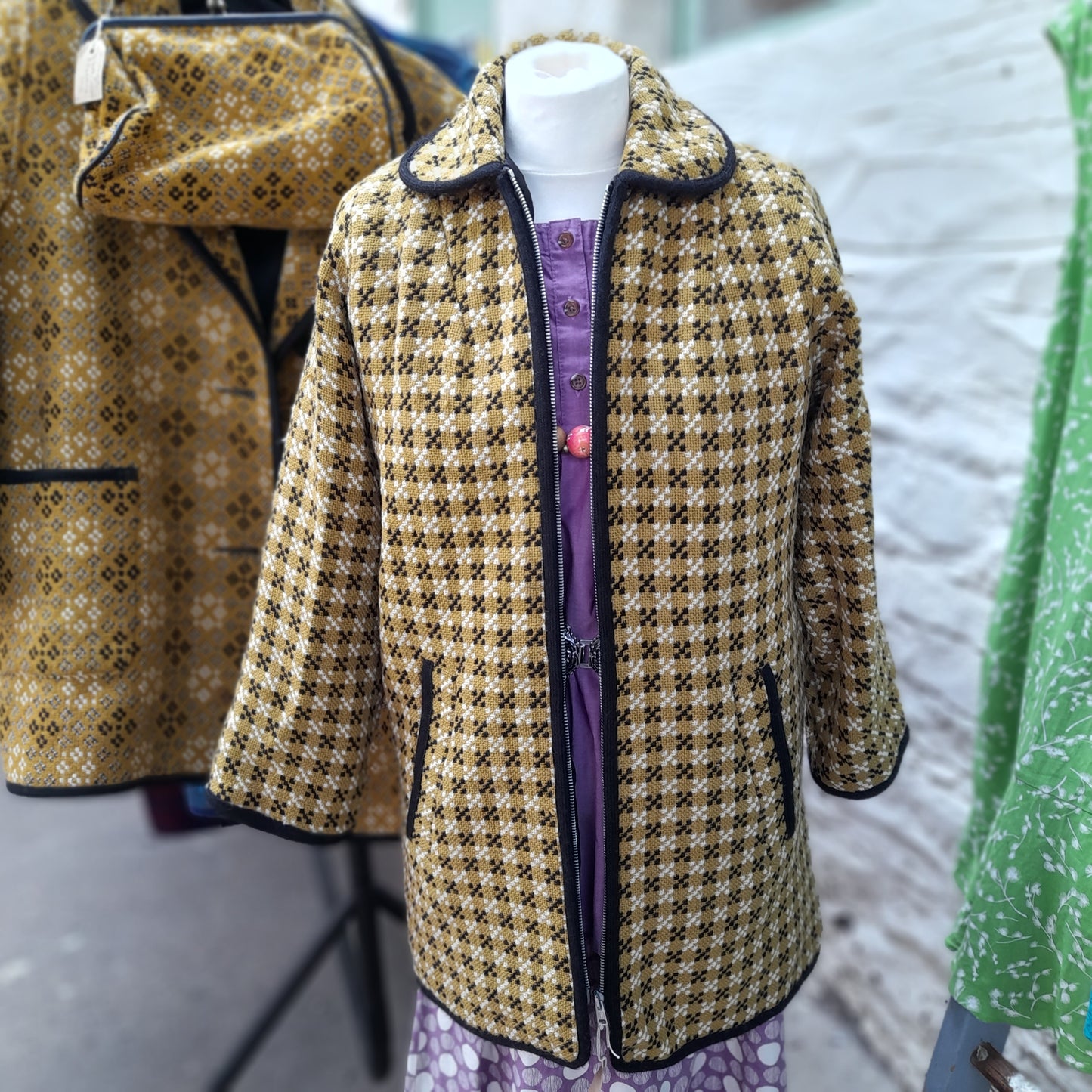 Vintage Welsh Tapestry Zip Up Coat Jacket in Mustard, Black & White Size 8/10