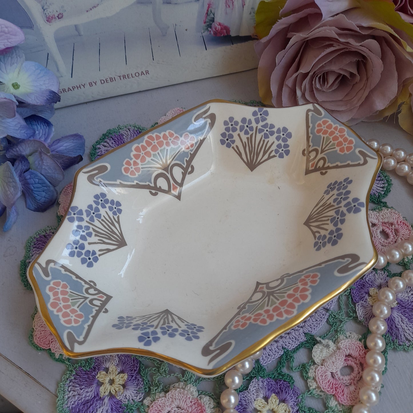 Pretty LIBERTY China Soap Dish Art Nouveau 'Lanthe' Design by Mason's Ironstone
