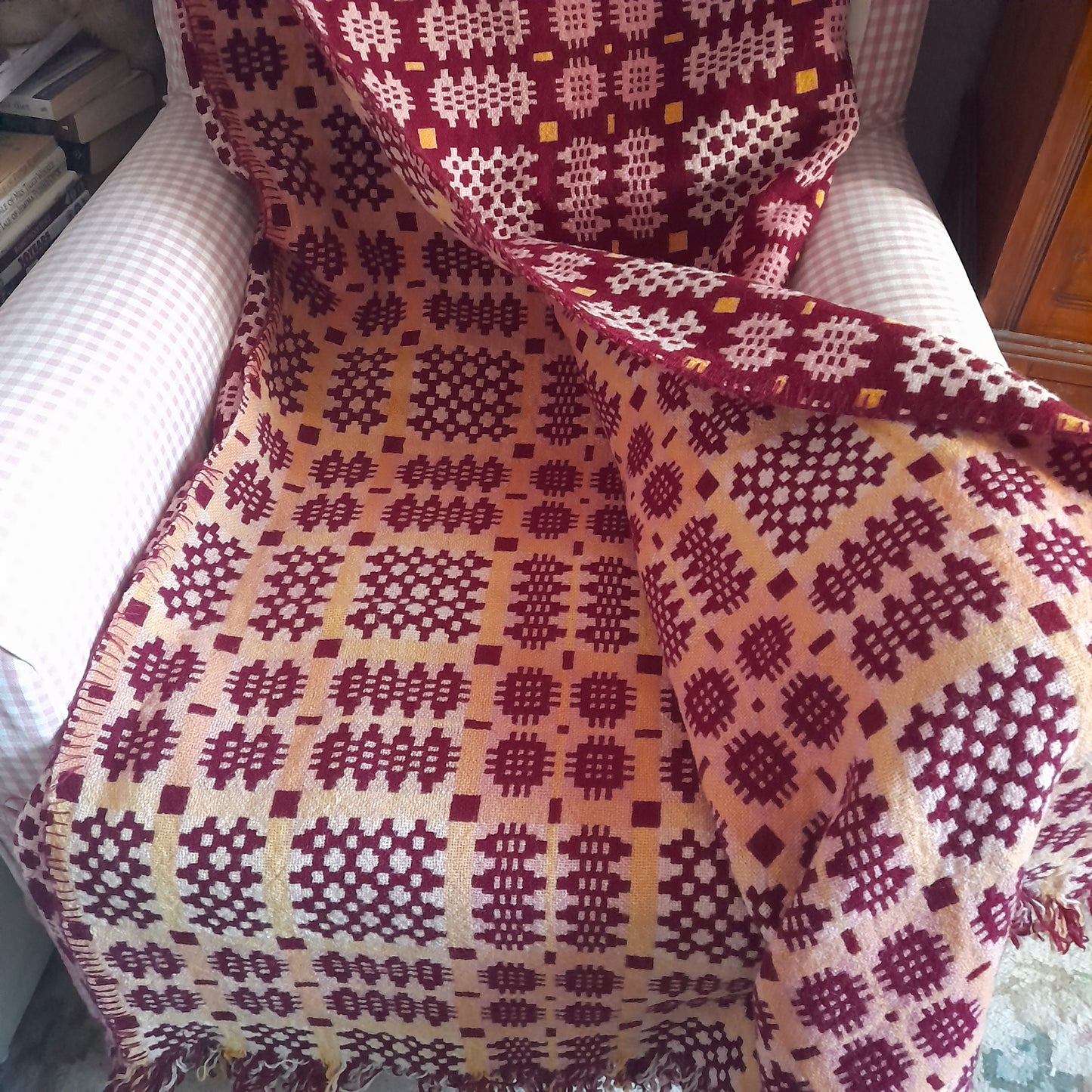 Vintage Welsh Tapestry Blanket in Burgundy Pink & A Pop of Daffodil Yellow King Size