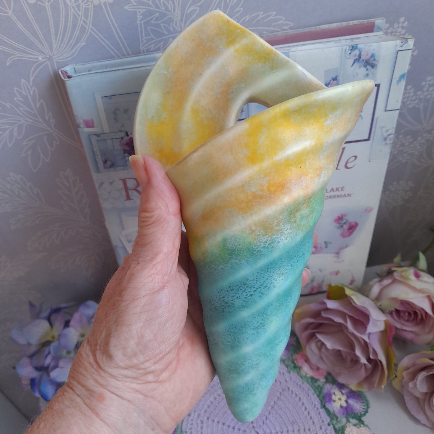 Art Deco Ceramic Conch Shell Shaped Wall Hanging Pocket Vase in Marbled Duck Egg Blue & Lemon by Beswick