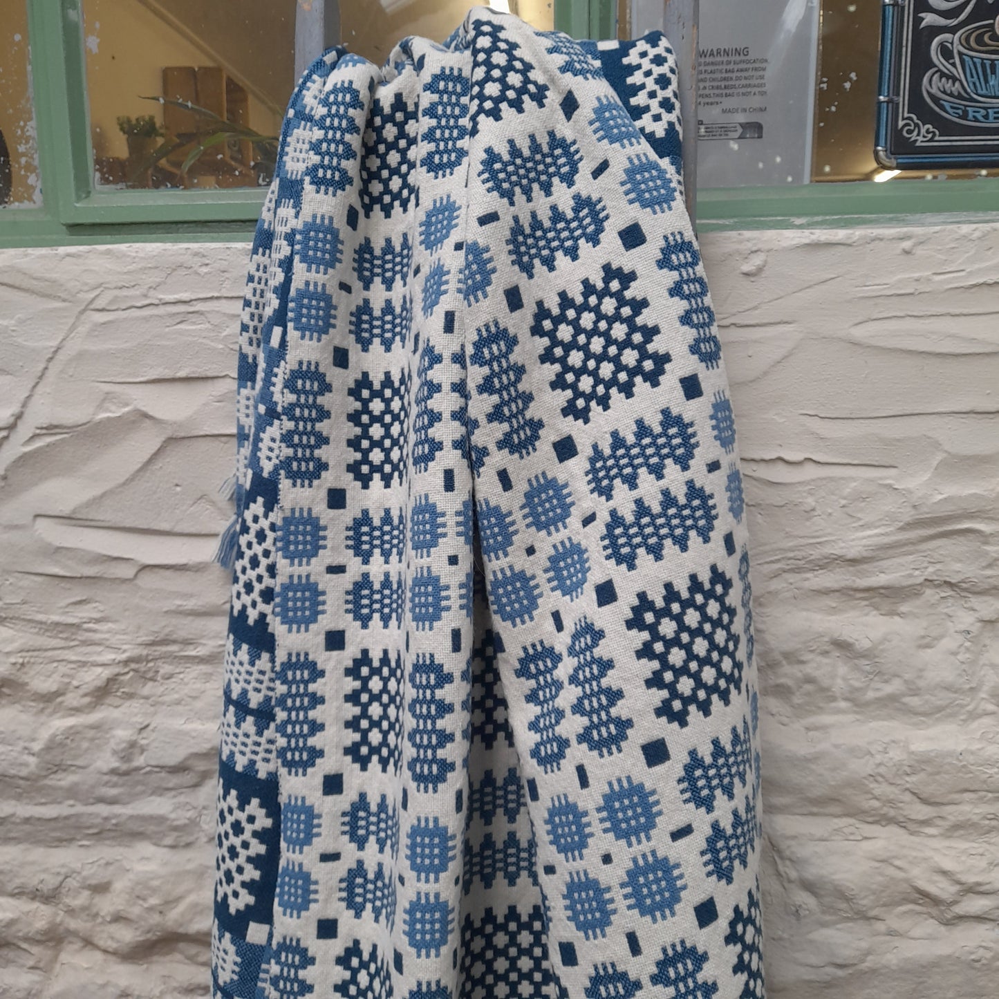 Vintage Welsh Tapestry Blanket in Blues & Creams by Trefriw Woollen Mill King Size