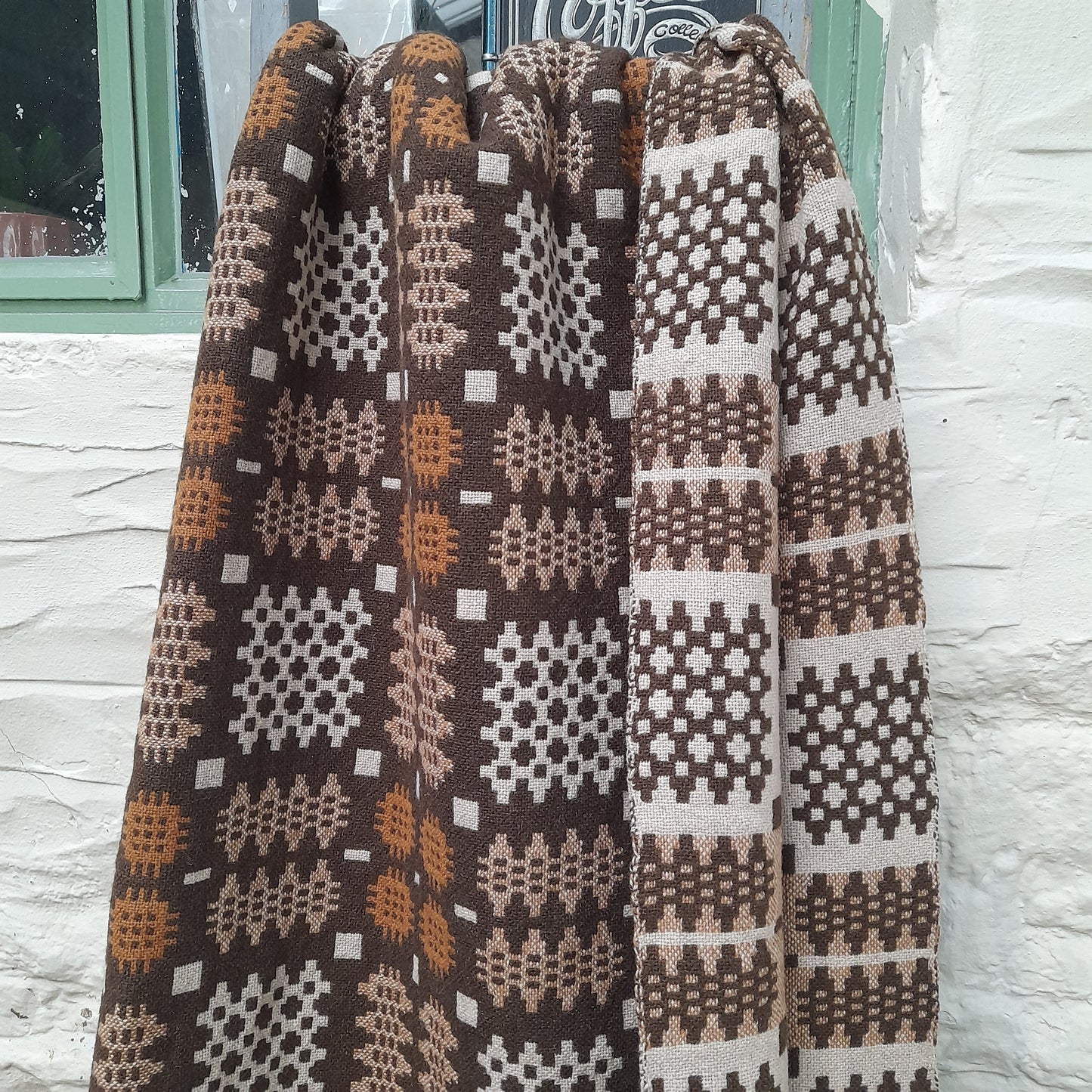 Vintage Welsh Tapestry Blanket in Chocolate Browns & Creams King Size