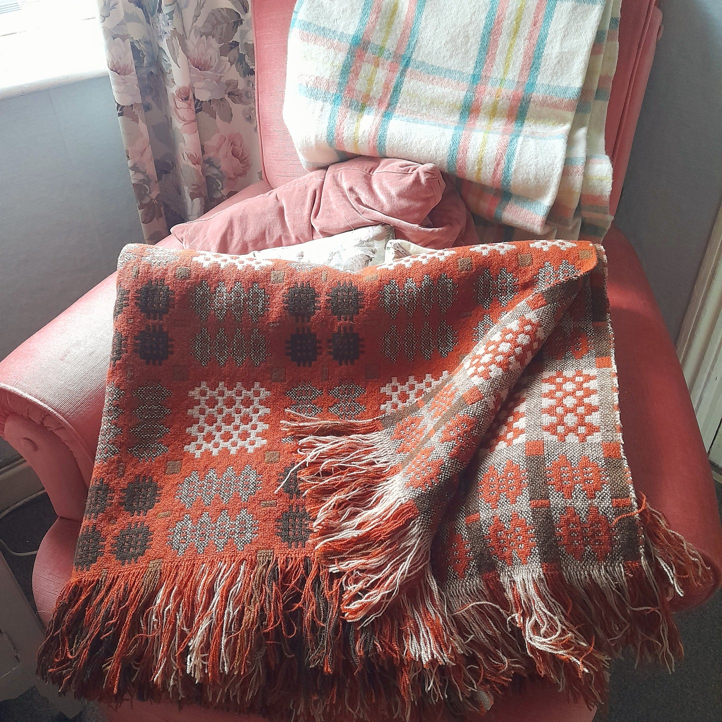 Vintage Welsh Tapestry Blanket in Brick Red Brown & Cream