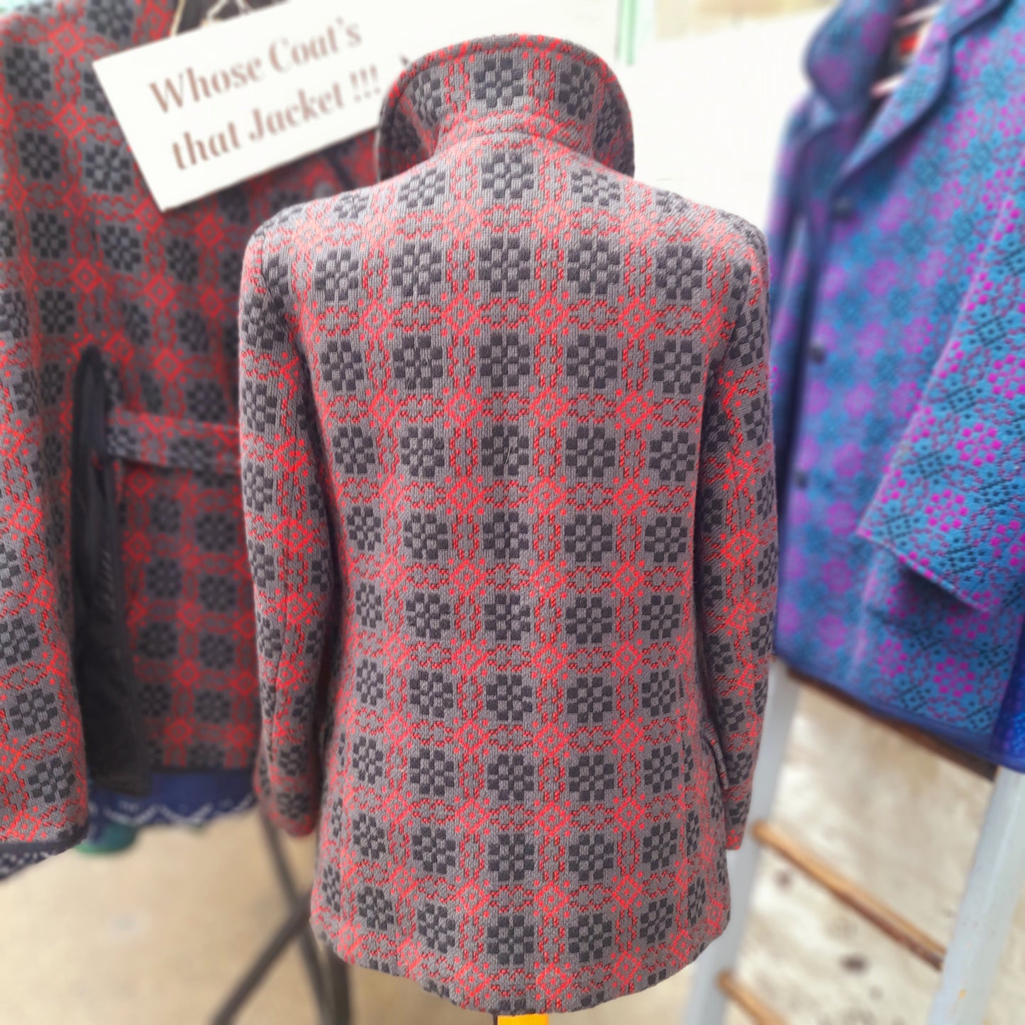 Vintage Welsh Tapestry Tailored Coat/Jacket in Charcoal Grey, Red & Black Size 10/12
