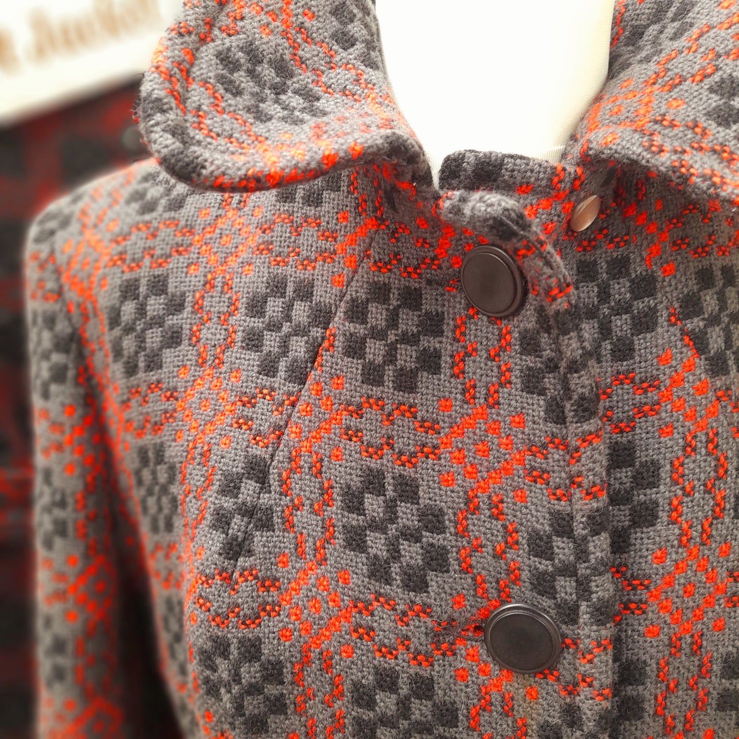 Vintage Welsh Tapestry Tailored Coat/Jacket in Charcoal Grey, Red & Black Size 10/12