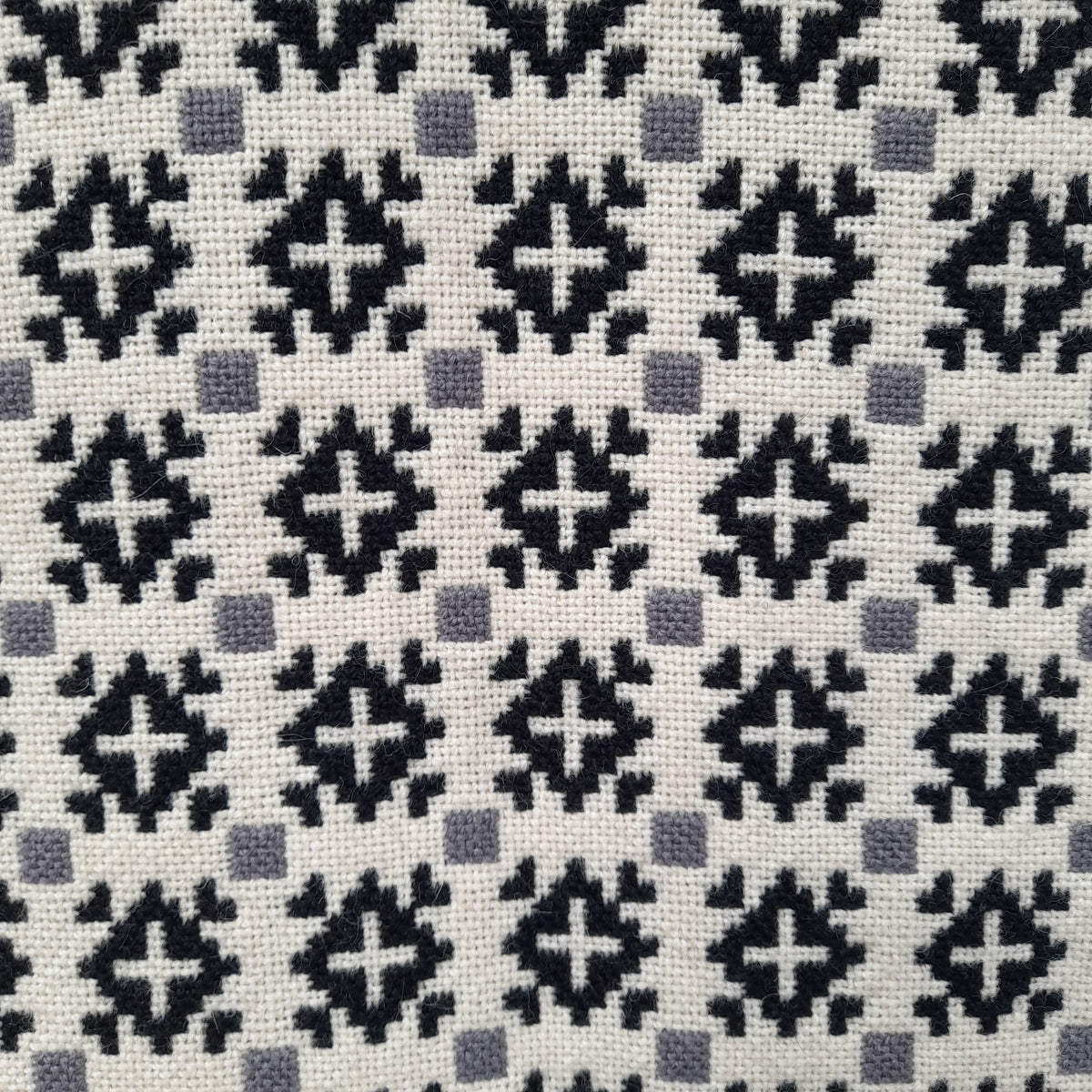 Vintage Welsh Tapestry Cape in Black & White Monochrome