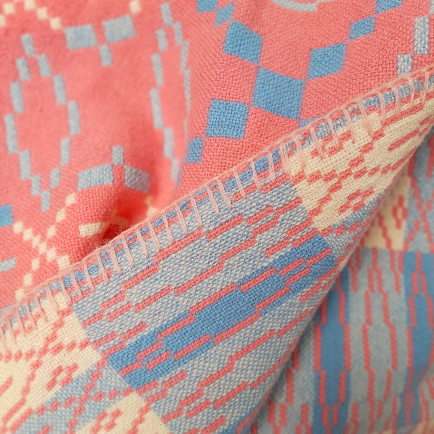 Vintage Welsh Tapestry Blanket in Baby Pink, Pale Blue & White