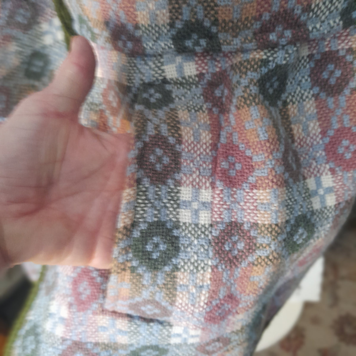 Vintage Welsh Tapestry Cape/Poncho in Grey, Pink, Green & Cream by Trefriw Woollen Mill Size 8/10